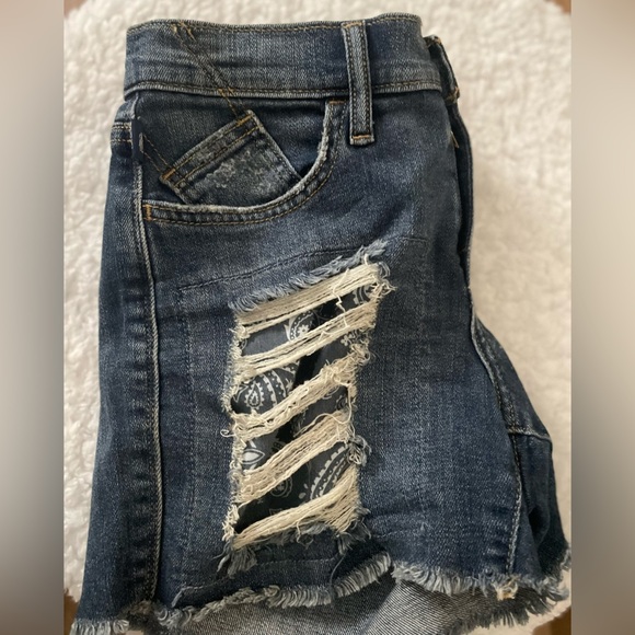 Rock & Republic Blue Denim Shorts with Pink Accents - Picture 3 of 3